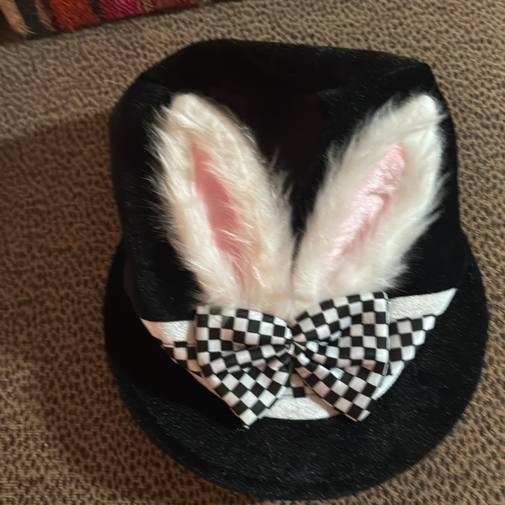 Magic Rabbit Hat - Picture 6 of 6